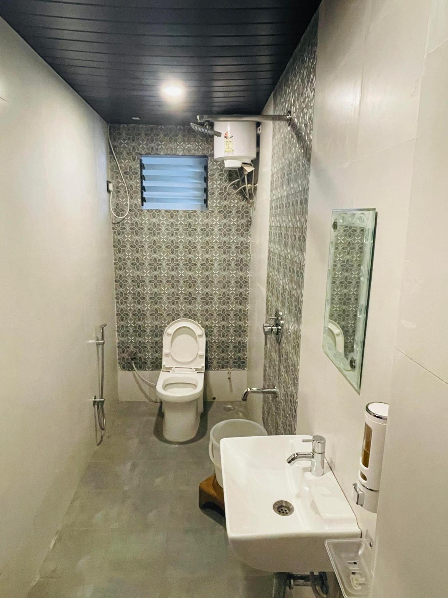 Hotel Laakhan By Ghumo Udaipur Exteriör bild